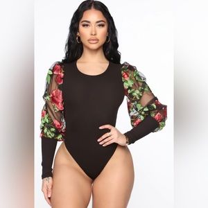 Fashion Nova Black Flower Affair Bodysuit